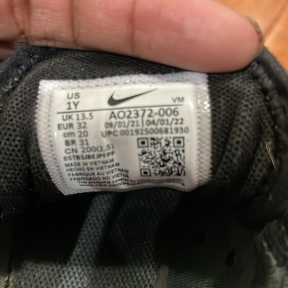 Girls all black Nike 270 sneakers - Picture 5 of 5